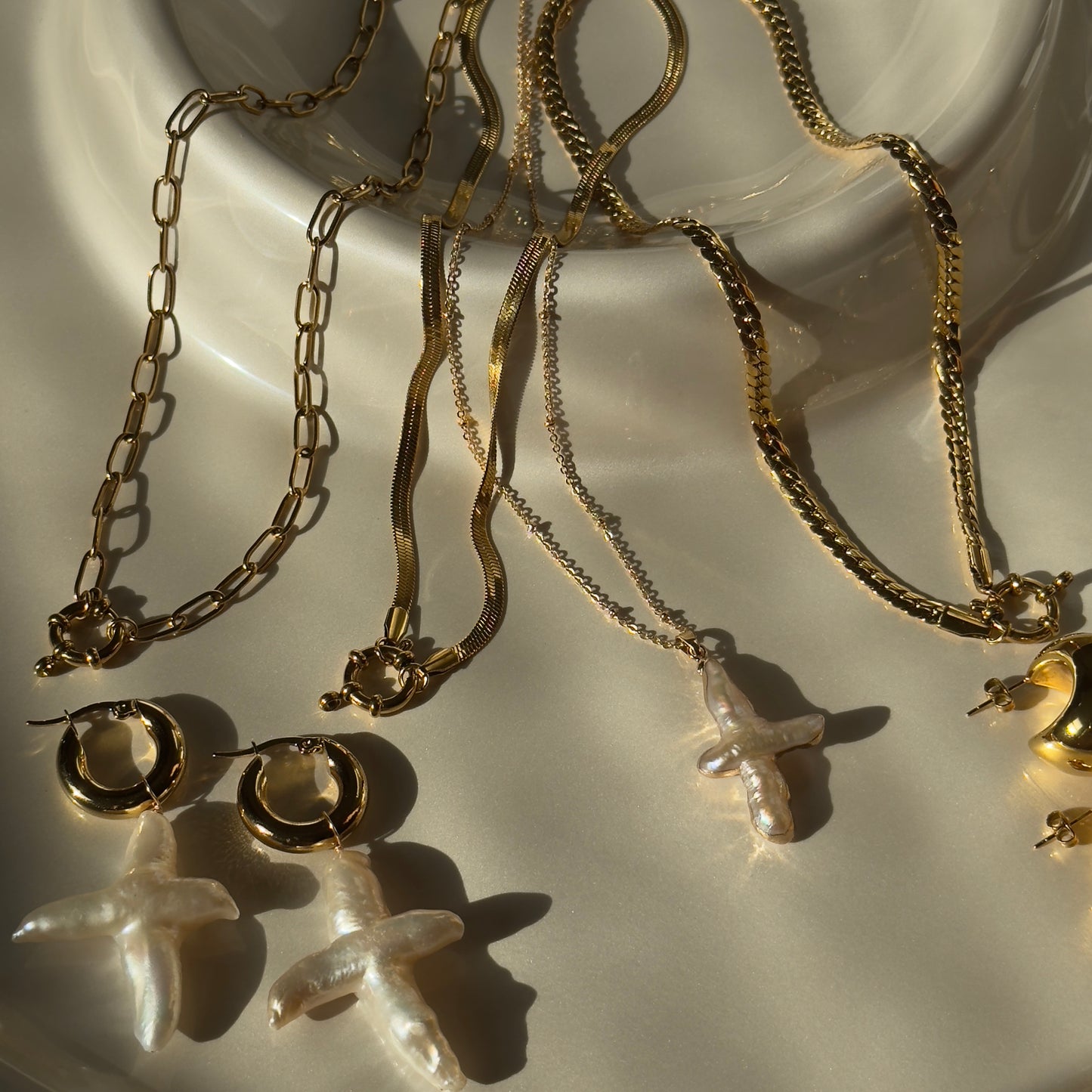 Desert Line Necklace