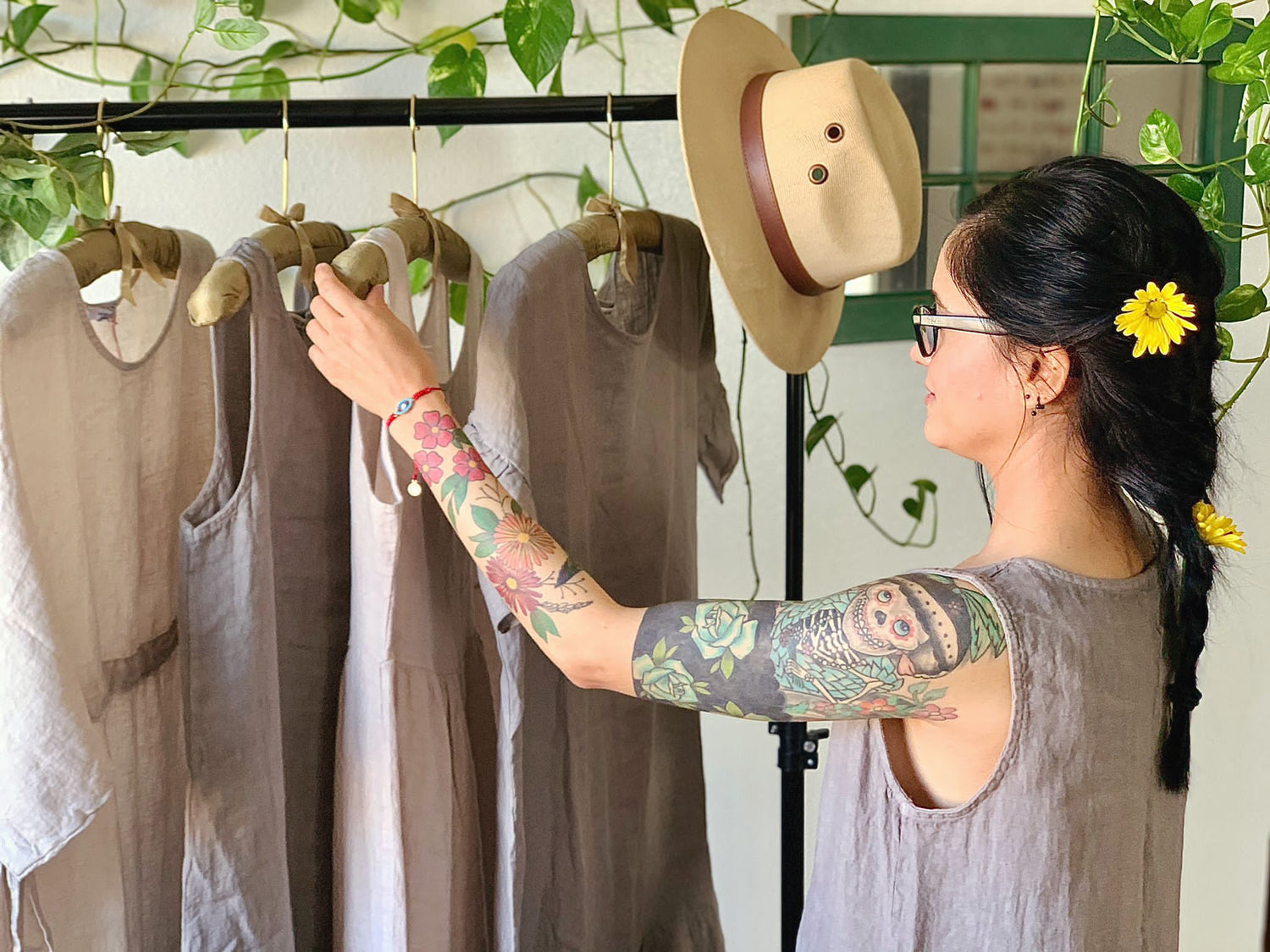 LINEN DRESSES