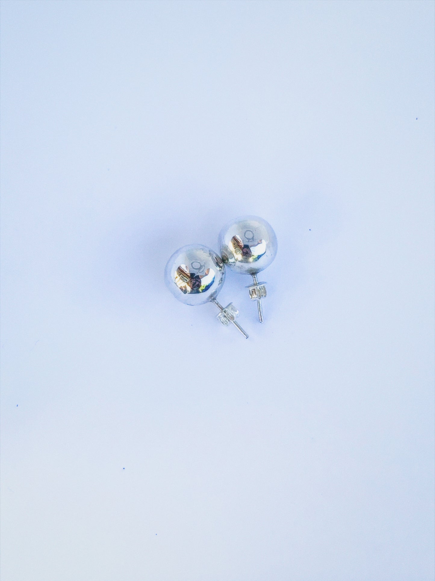 SPHERE STUD