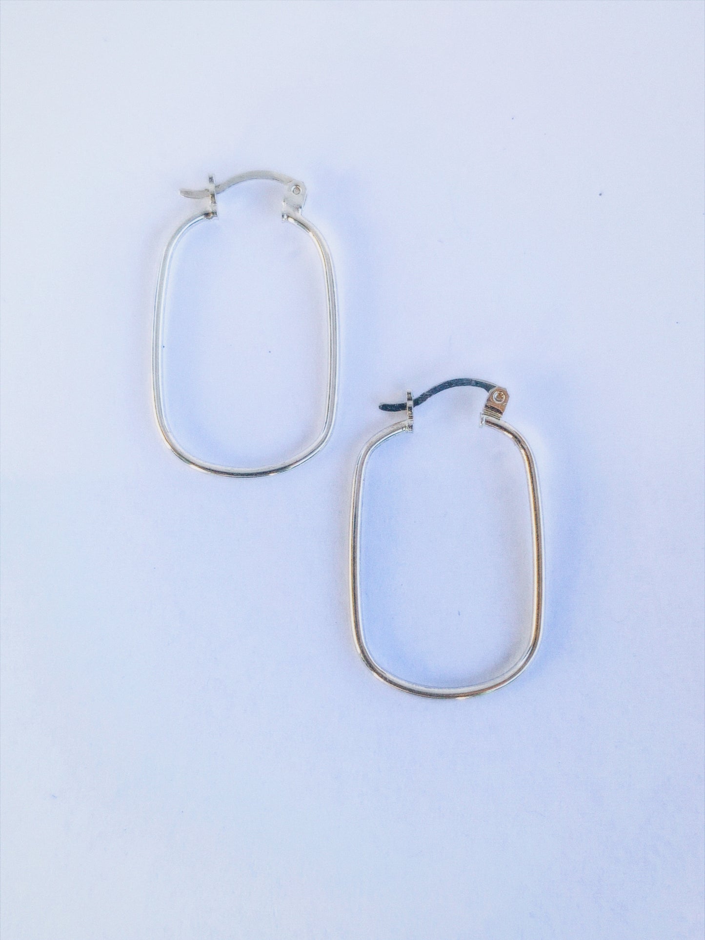 OVAL MIRROR HOOPS