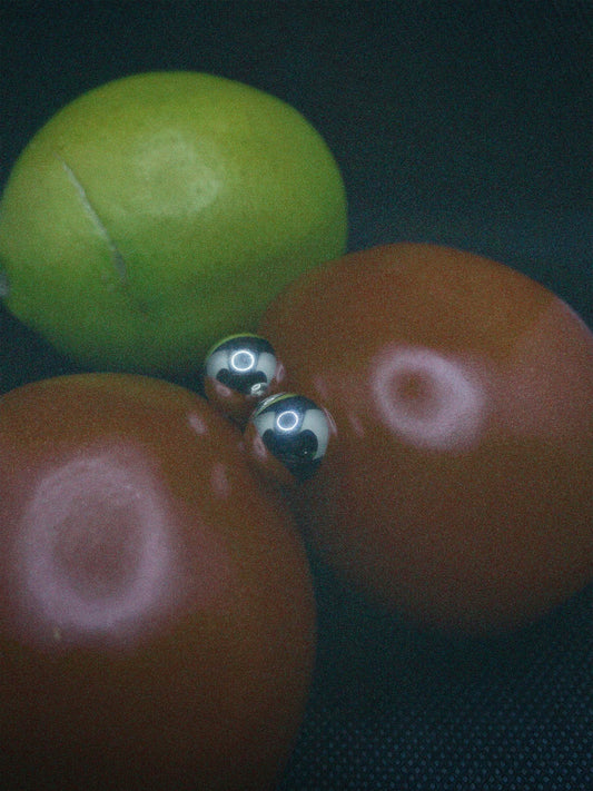 SPHERE STUD